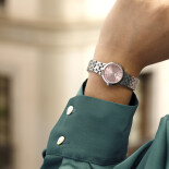 Mademoiselle F207462