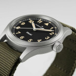 Khaki Field Quartz H69401930