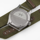 Khaki Field Quartz 38 mm H69401960