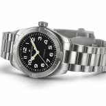 Khaki Field Expedition Auto H70225130