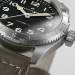 Khaki Field Expedition Auto H70225830