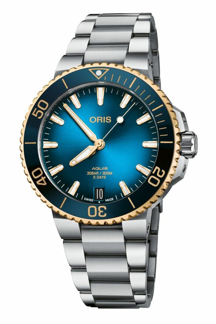 Aquis Date Calibre 400 01400776963550782209PEB