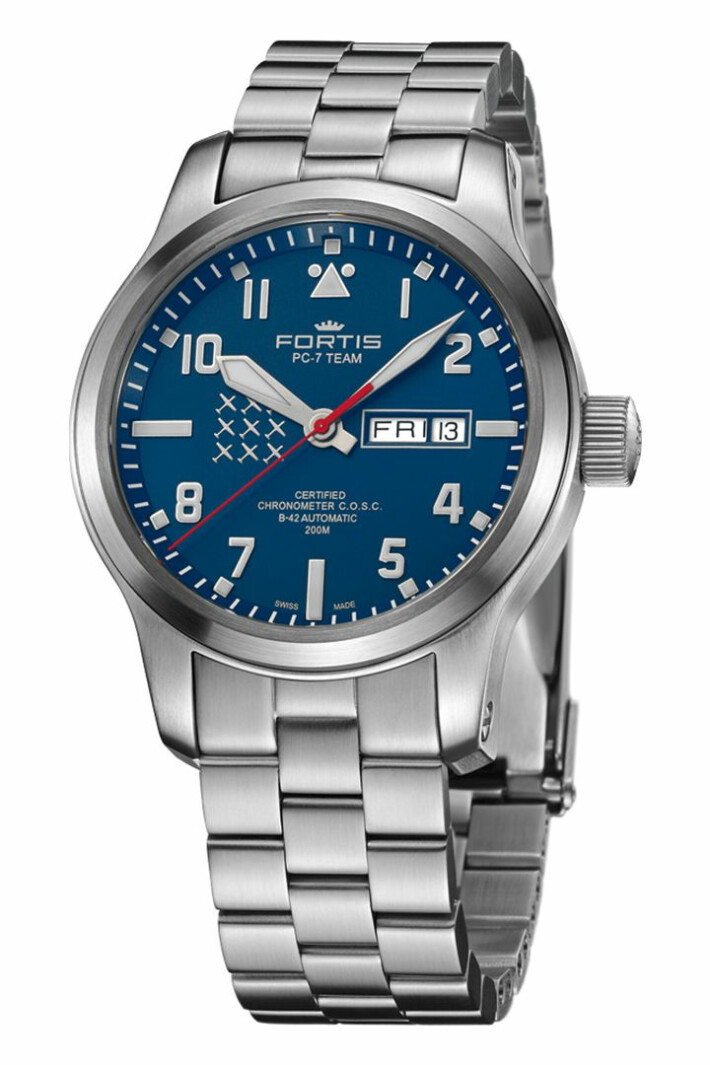 Aeromaster PC-7 TEAM Edition Day-Date 6551055M