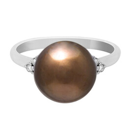 Prsten z bílého zlata s diamanty a perlou 13ZP1801371A